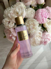 معطر الجسم لوف سبيل من فيكتوريا سيكريت - 250 مل