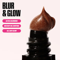 HUDA BEAUTY
Easy Blur Silicone-Free Smoothing & Pore-Minimizing Primer