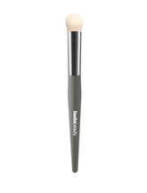 HUDA BEAUTY Undereye Buff Brush