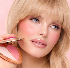 شارلوت تيلبوري
 لوحة ألوان الوجه "PILLOW TALK BEAUTY SOULMATES"