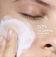 منظف رغوي لطيف ومهدئ من كلارنس