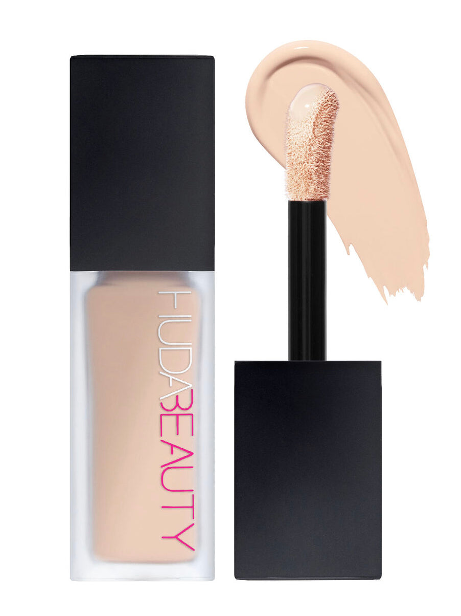 Huda Beauty FauxFilter Luminous Matte Concealer