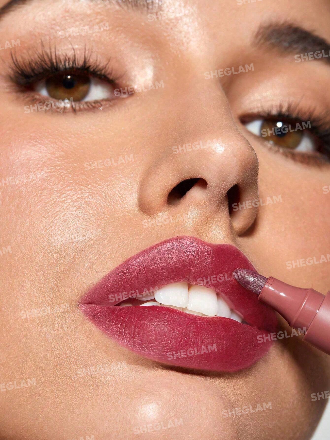 قلم تلوين الشفاه SHEGLAM Love Stained