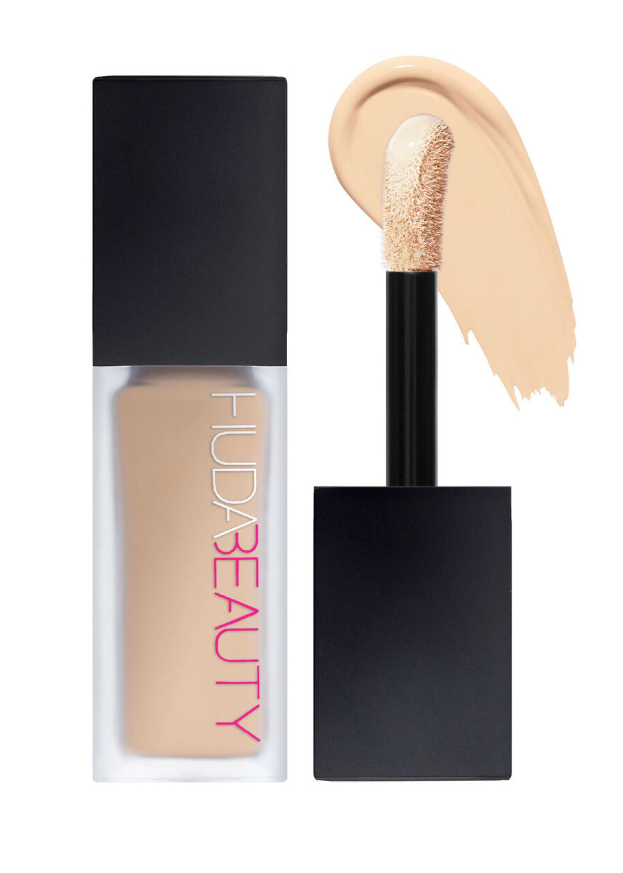 Huda Beauty FauxFilter Luminous Matte Concealer