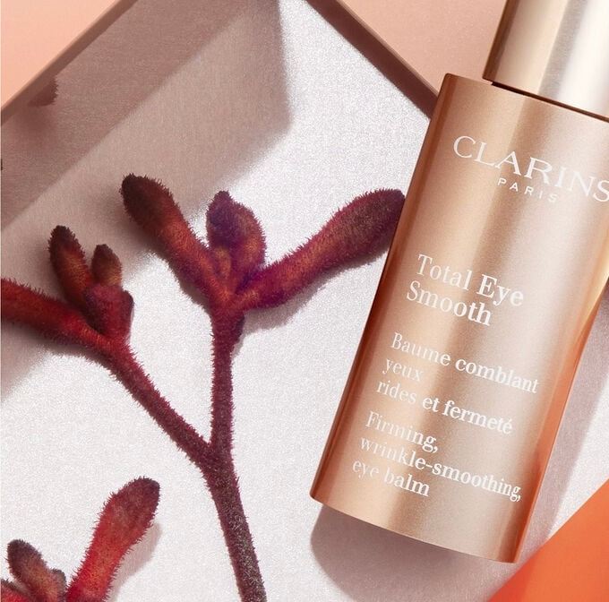 CLARINS Total Eye Smooth - Under Eye Smoothing Balm