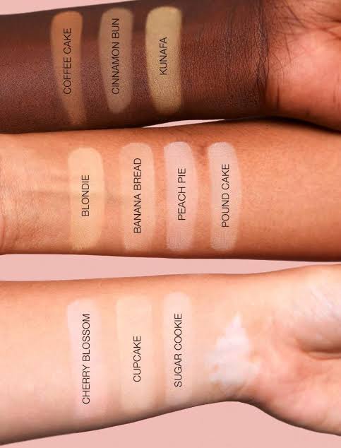 Huda Beauty Easy Bake Loose Powder