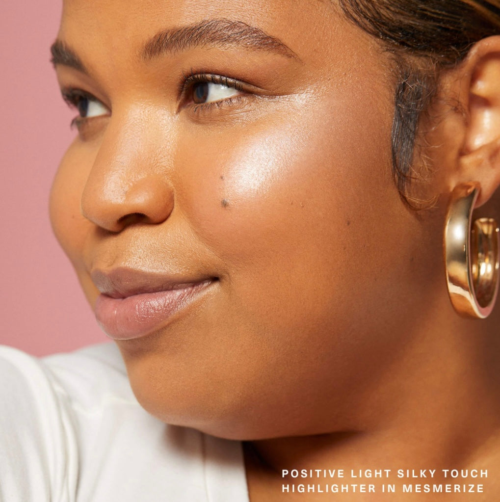Rare Beauty - Positive Light Silky Touch Highlighter