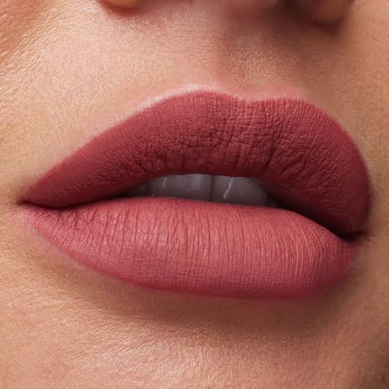 Huda Beauty mini liquid lipstick 1.9 gram