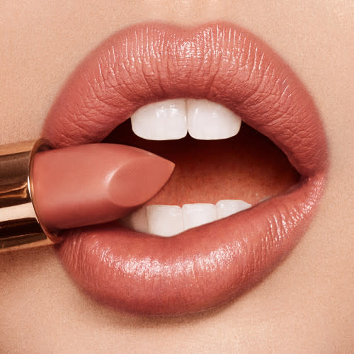 Charlotte tilbury mini matte lipstick ( sold separately)